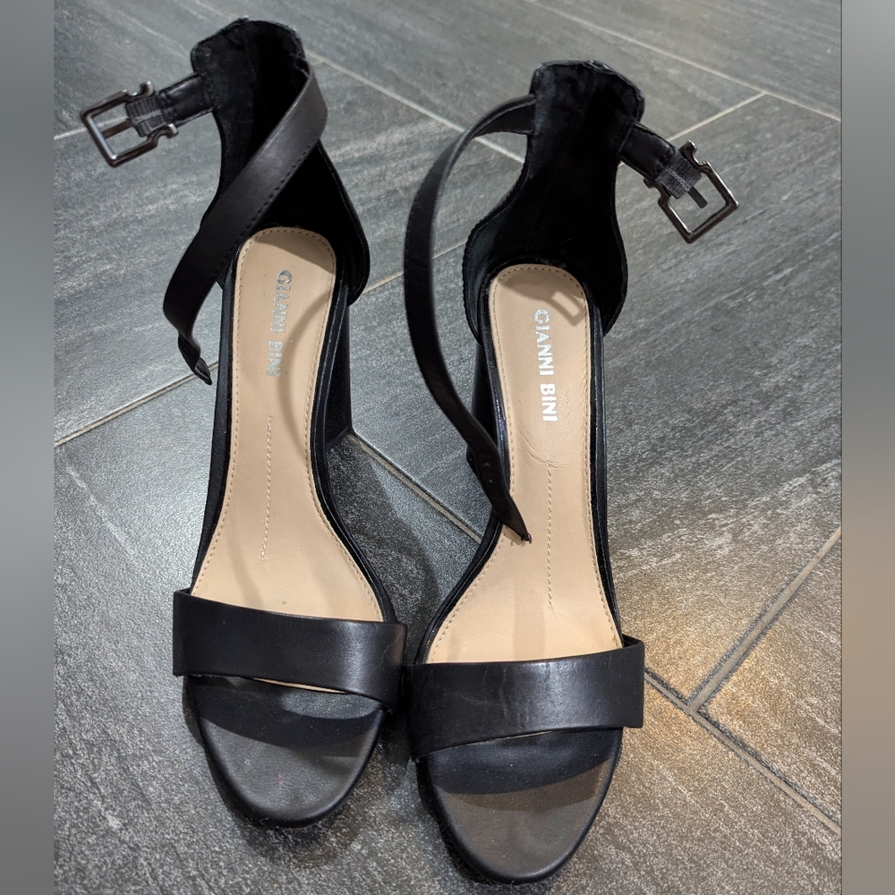 Gianni Bini Black Heels 8.5